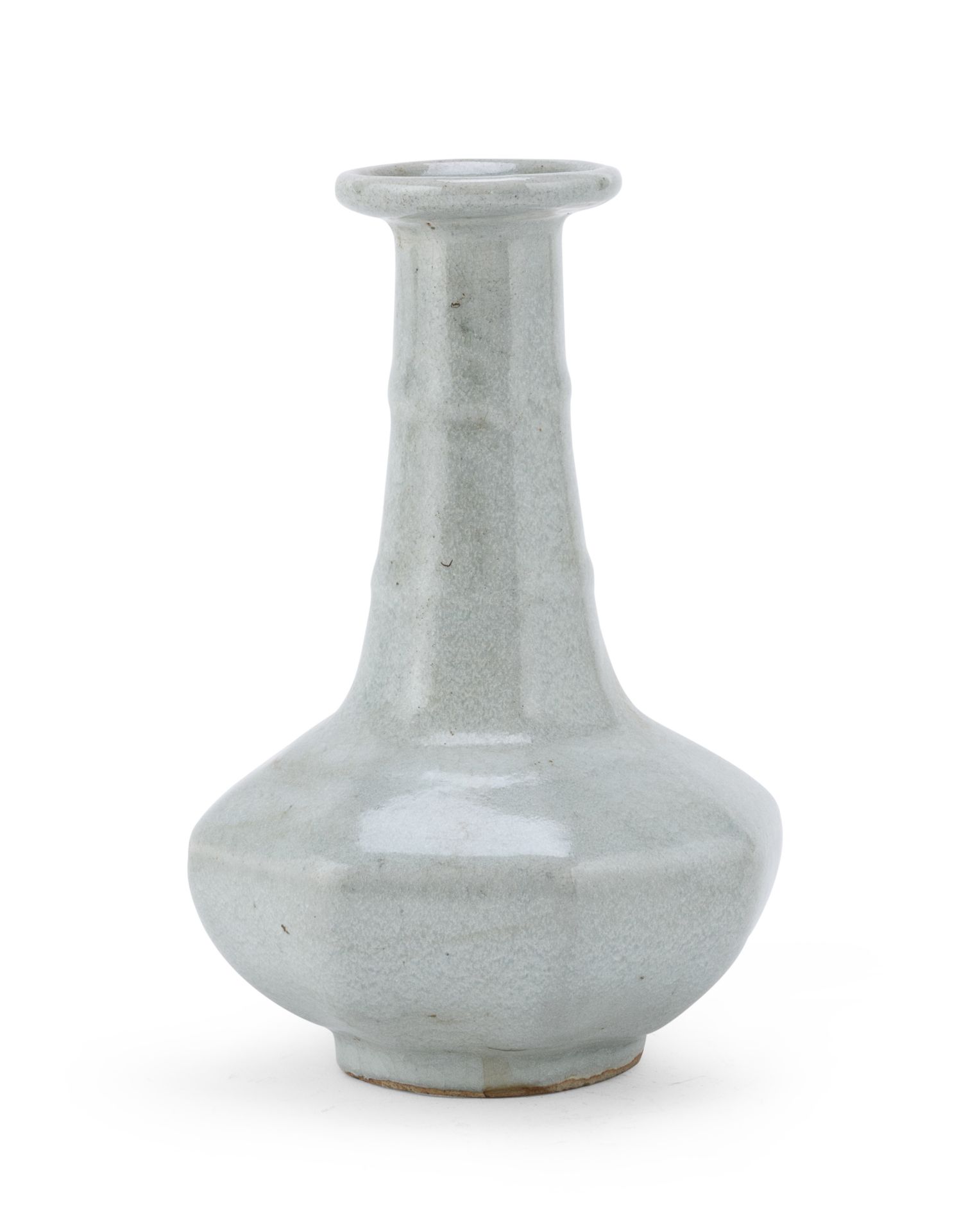 CELADON GLAZED PORCELAIN VASE CHINA 17TH CENTURY