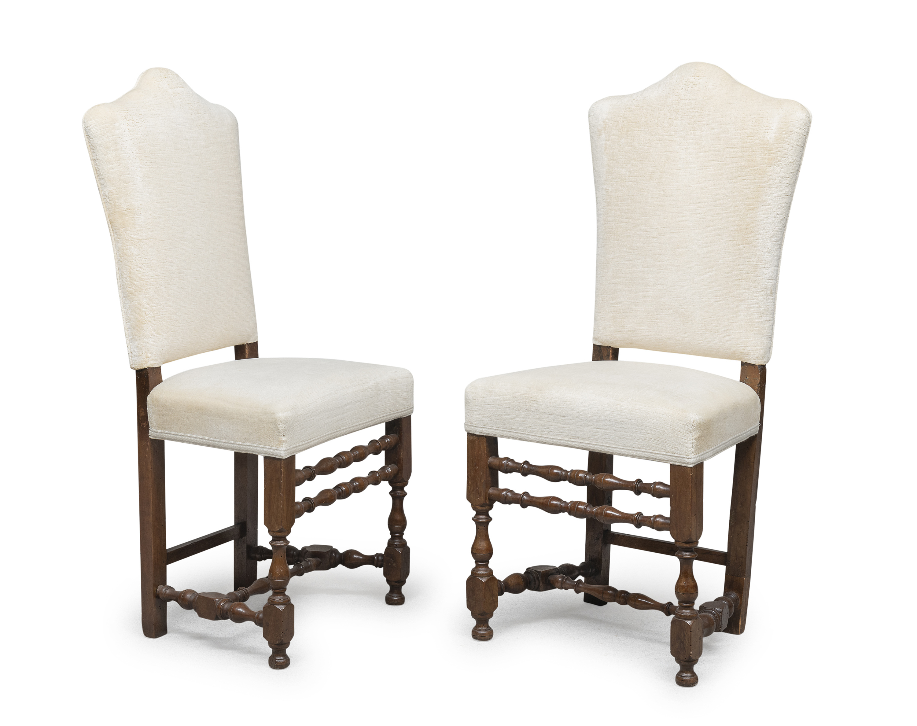 PAIR OF WALNUT CHAIRS LATE 18TH CENTURY