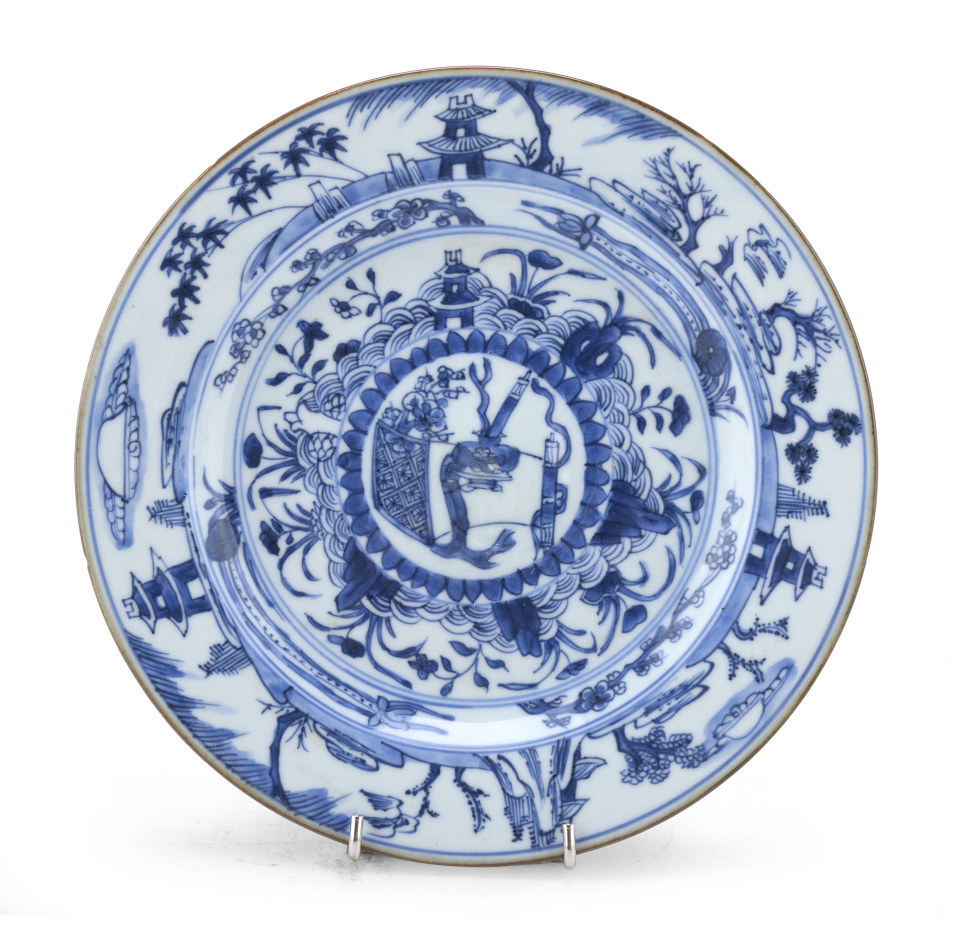 BLUE AND WHITE PORCELAIN SAUCER CHINA 18TH CENTURY