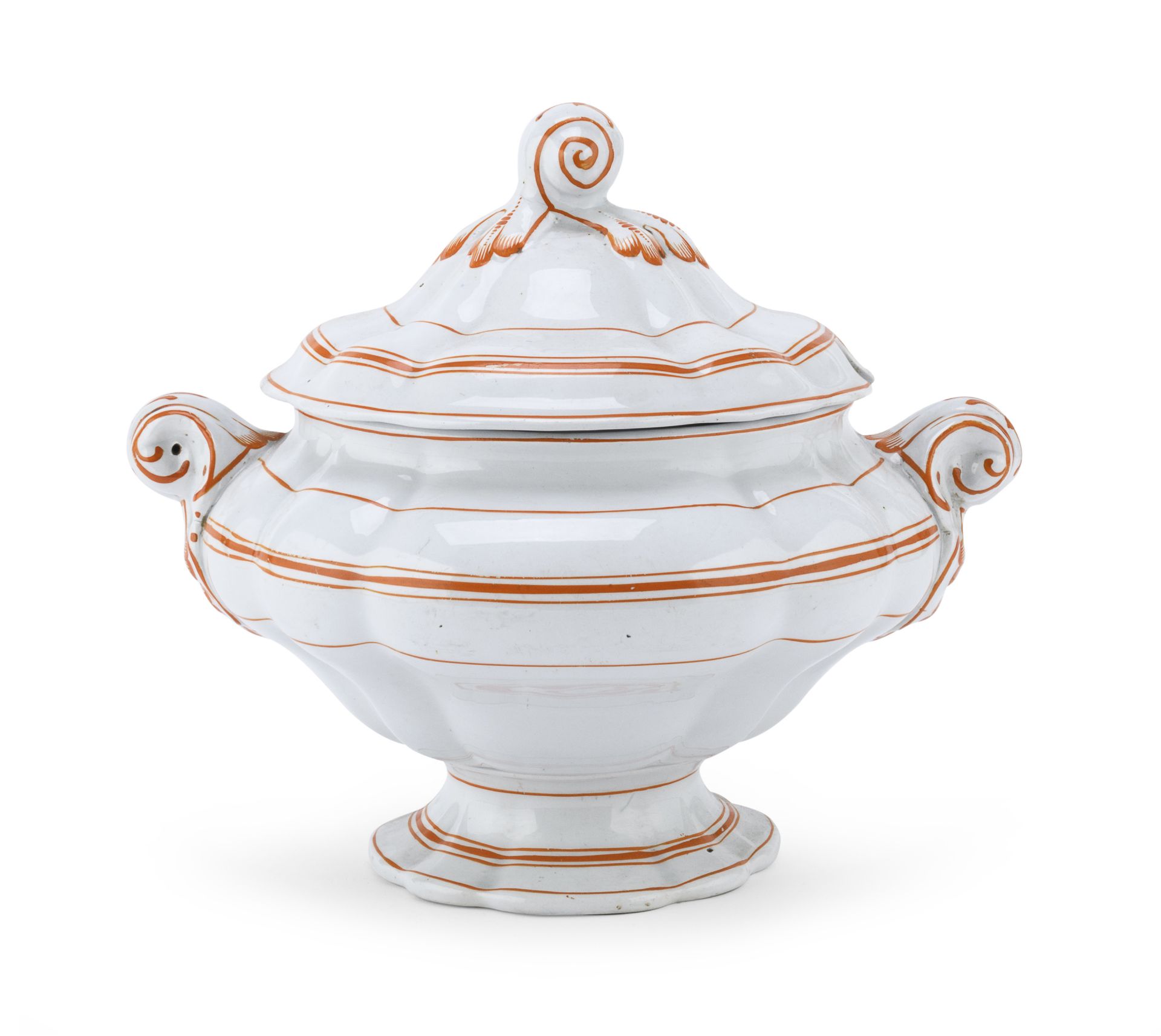 PORCELAIN TUREEN LATE 19TH CENTURY