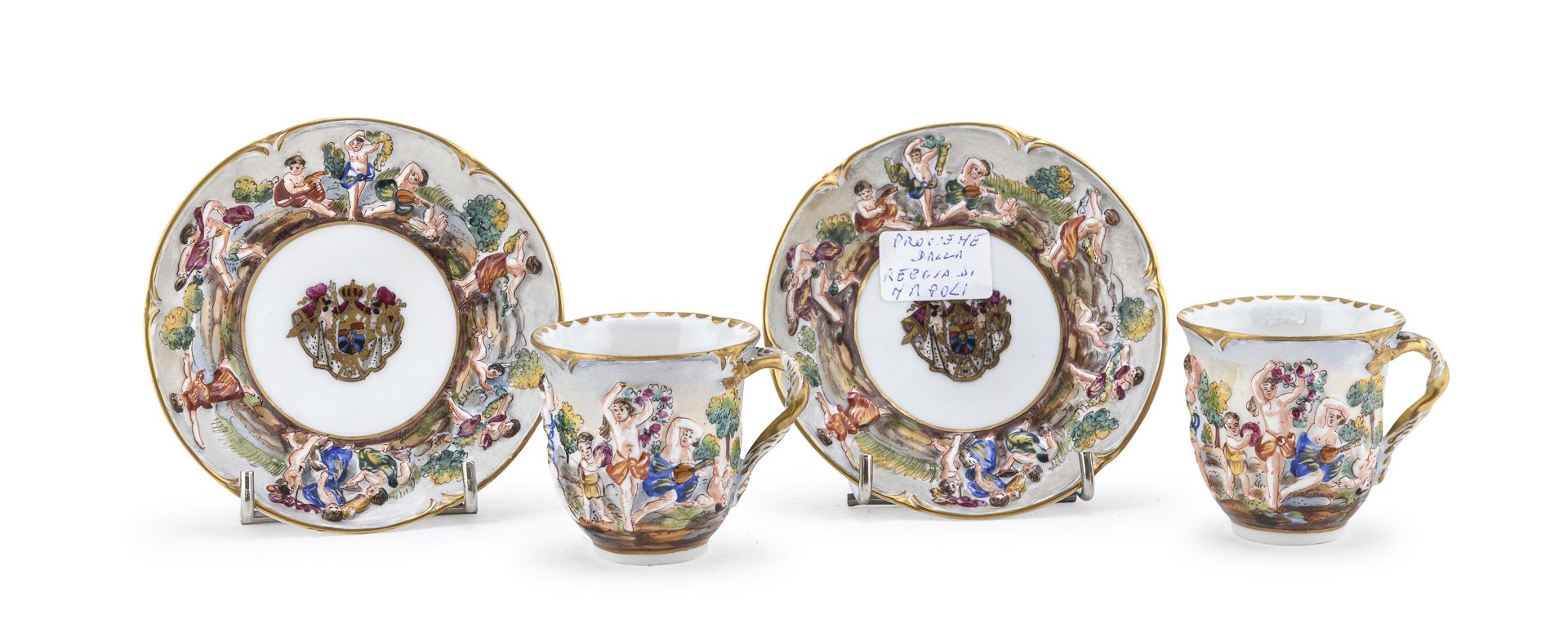 PAIR OF PORCELAIN CUPS WITH SAUCERS GINORI LATE 19TH CENTURY