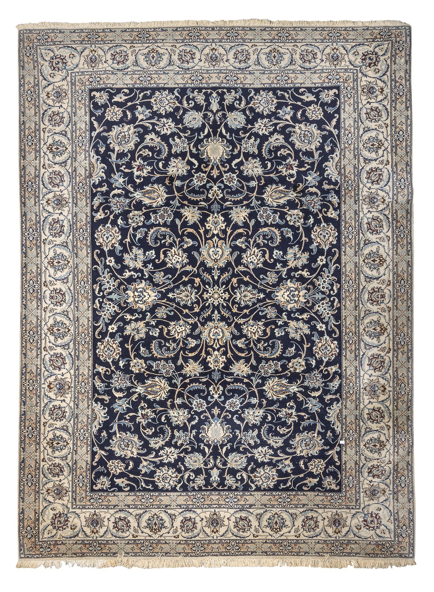 ISFAHAN CARPET MID-20TH CENTURY