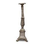 FLOOR CANDLESTICK IN SILVER-PLATED WOOD 18TH CENTURY