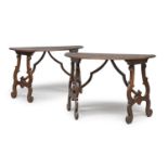 PAIR OF TABLE-FORMING WALNUT CONSOLES 18TH CENTURY