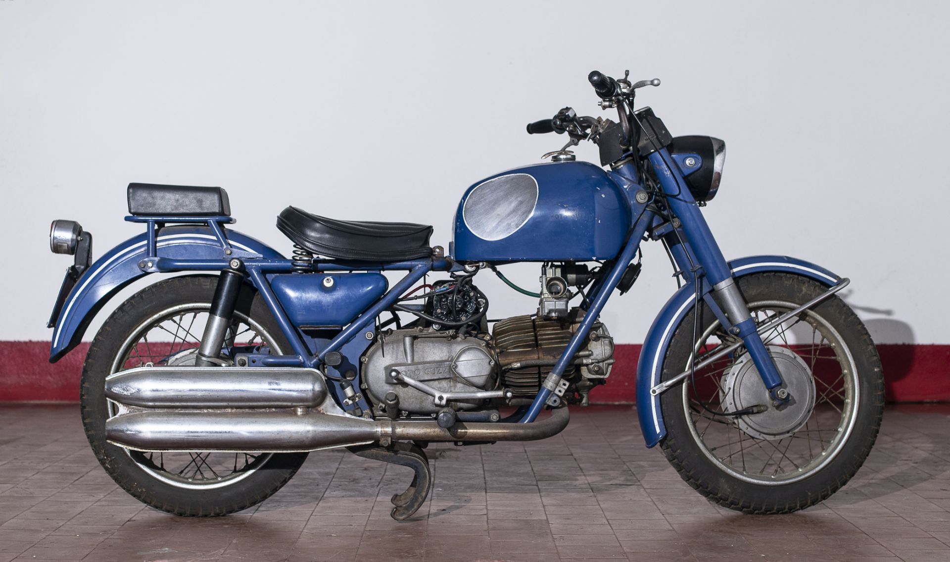 MOTO GUZZI NEW FALCONE 500 1973 - Image 2 of 4