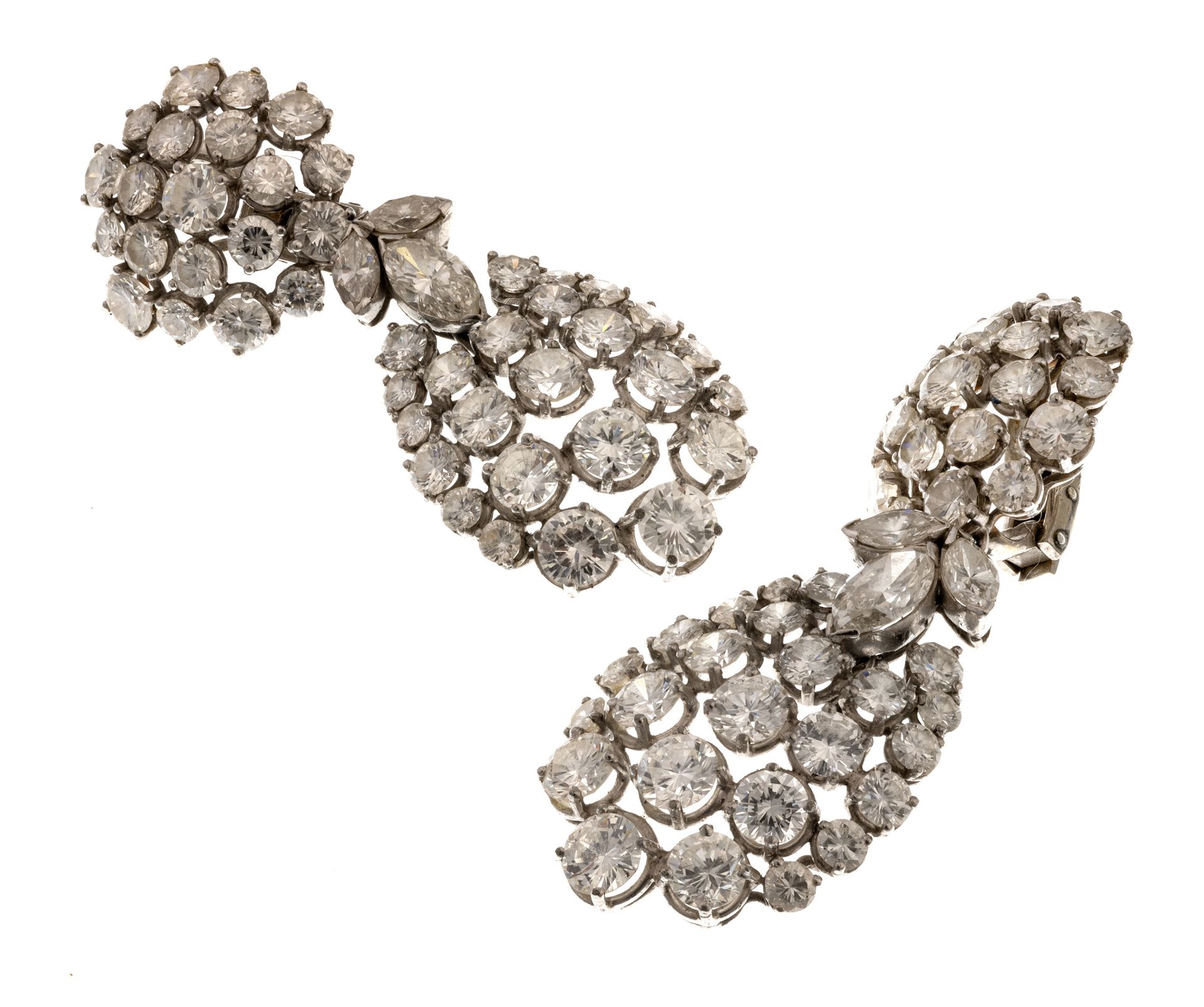 WHITE GOLD EARRINGS WITH DIAMONDS