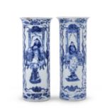 A PAIR OF CHINESE WHITE AND BLUE PORCELAIN VASES FIRST HALF 20TH CENTURY.