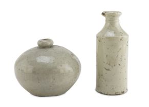 A CERAMIC BOTTLE AND JAR CHINA 19TH CENTURY