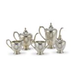 SILVER TEA AND COFFEE SET UNITED STATES TAUNTON FIRST HALF 20TH CENTURY