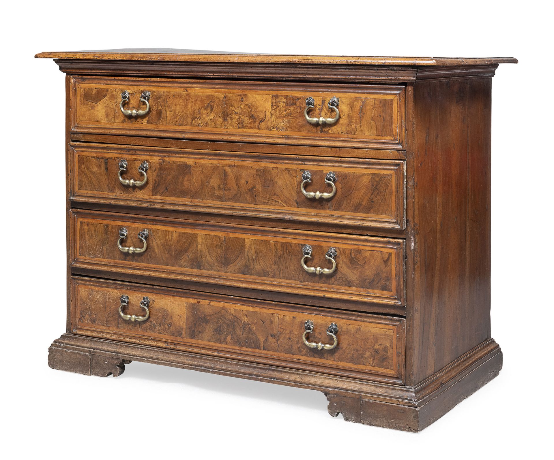 WALNUT CHEST OF DRAWERS CENTRAL ITALY 18TH CENTURY