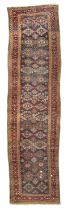 SMALL CAUCASIAN KUBA RUNNER EARLY 20TH CENTURY