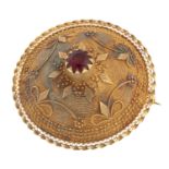 GOLD SARDINIAN BROOCH WITH RED HARDSTONE