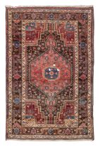 HAMADAN CARPET EARLY 20TH CENTURY