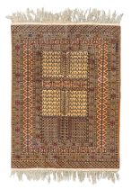 PAKISTAN CARPET MID 20TH CENTURY