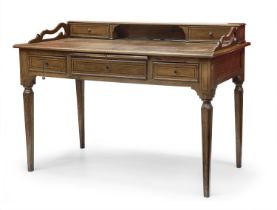 WALNUT DESK WITH HUTCH 19th CENTURY