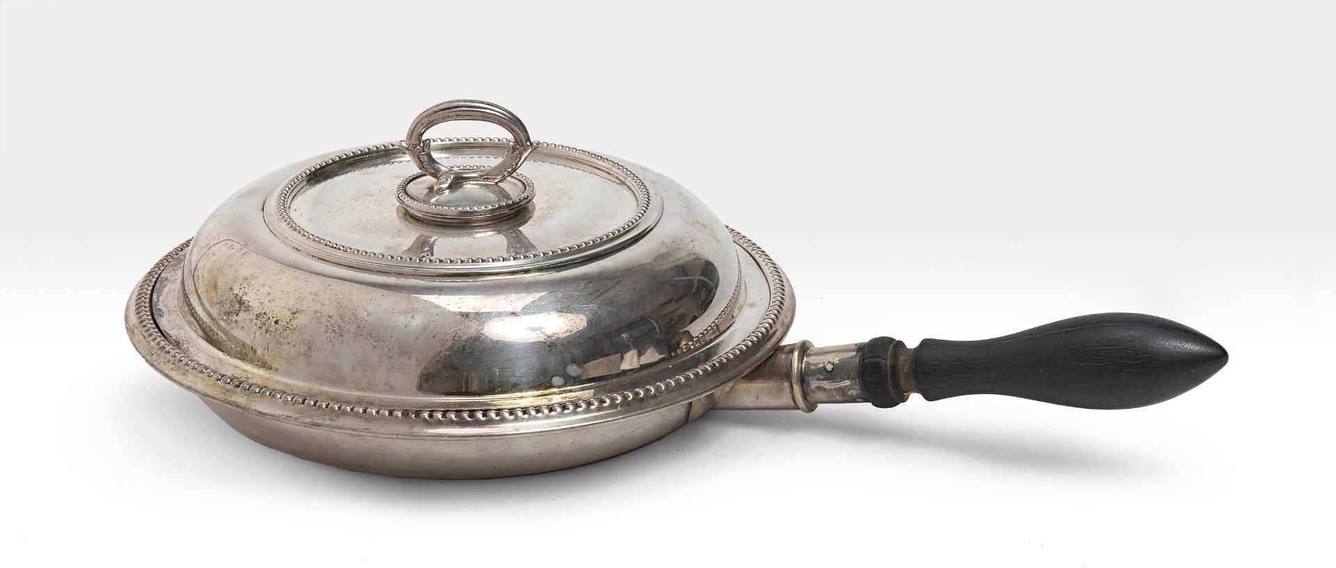 LIDDED TRAY IN SHEFFIELD ENGLAND EARLY 20TH CENTURY