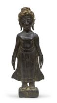 A THAI BRONZE SCULPTURE DEPICTING BUDDHA EARLY 20TH CENTURY.