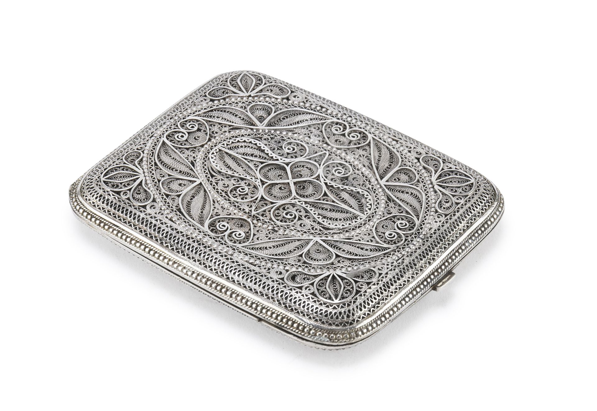 SILVER AND FILIGREE CIGARETTE BOX EARLY 20TH CENTURY