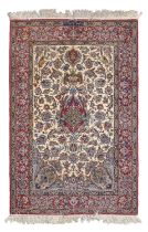 BEAUTIFUL ISFAHAN RUG MID 20TH CENTURY