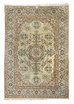 KIRMAN CARPET FIRST HALF 20TH CENTURY