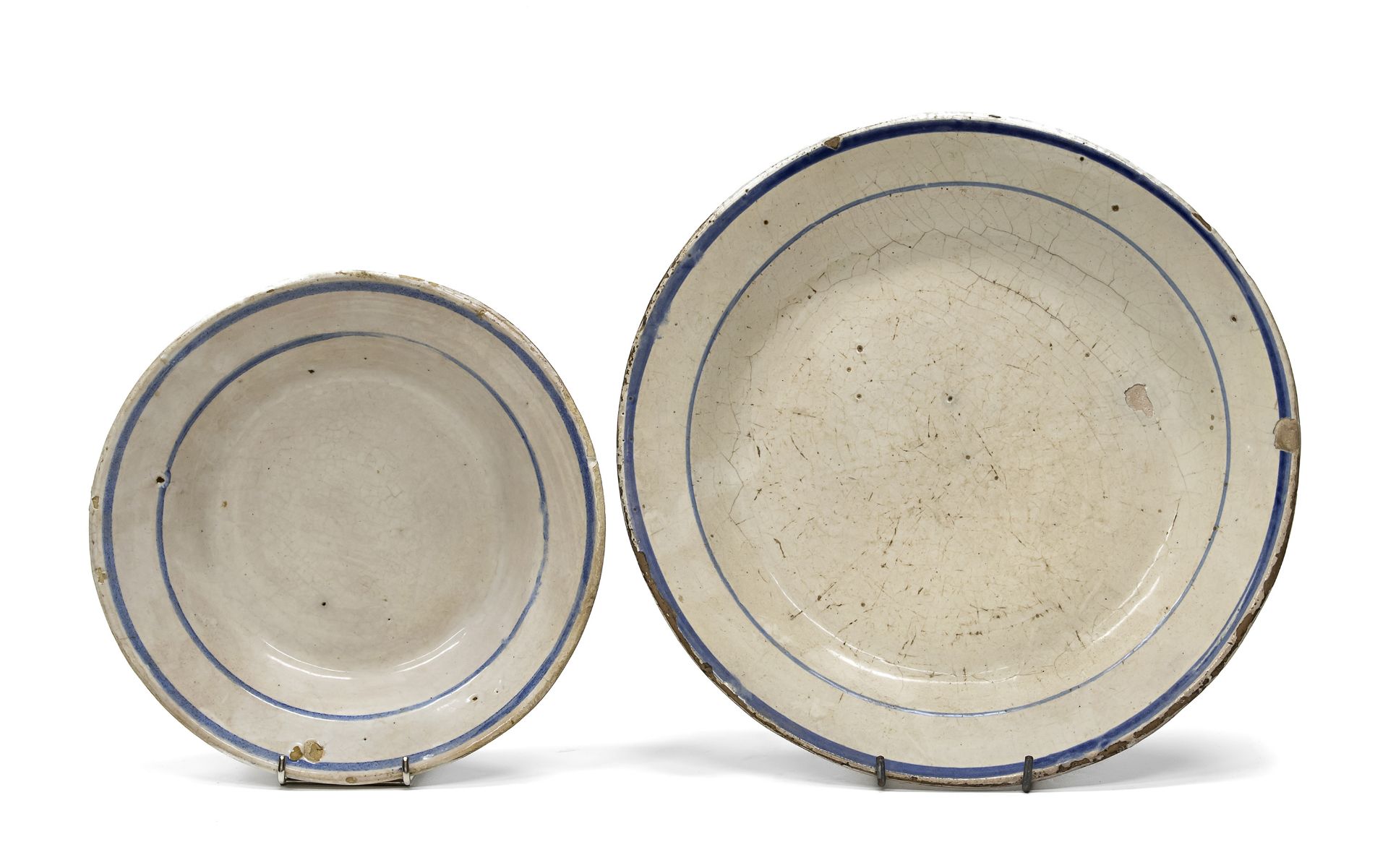 CERAMIC PLATE AND SOUP PLATE APULIA LATE 19TH CENTURY