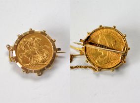 GOLD COIN BROOCH.