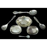 A group of assorted international silver, comprising a two small oval form pin trays, both marked