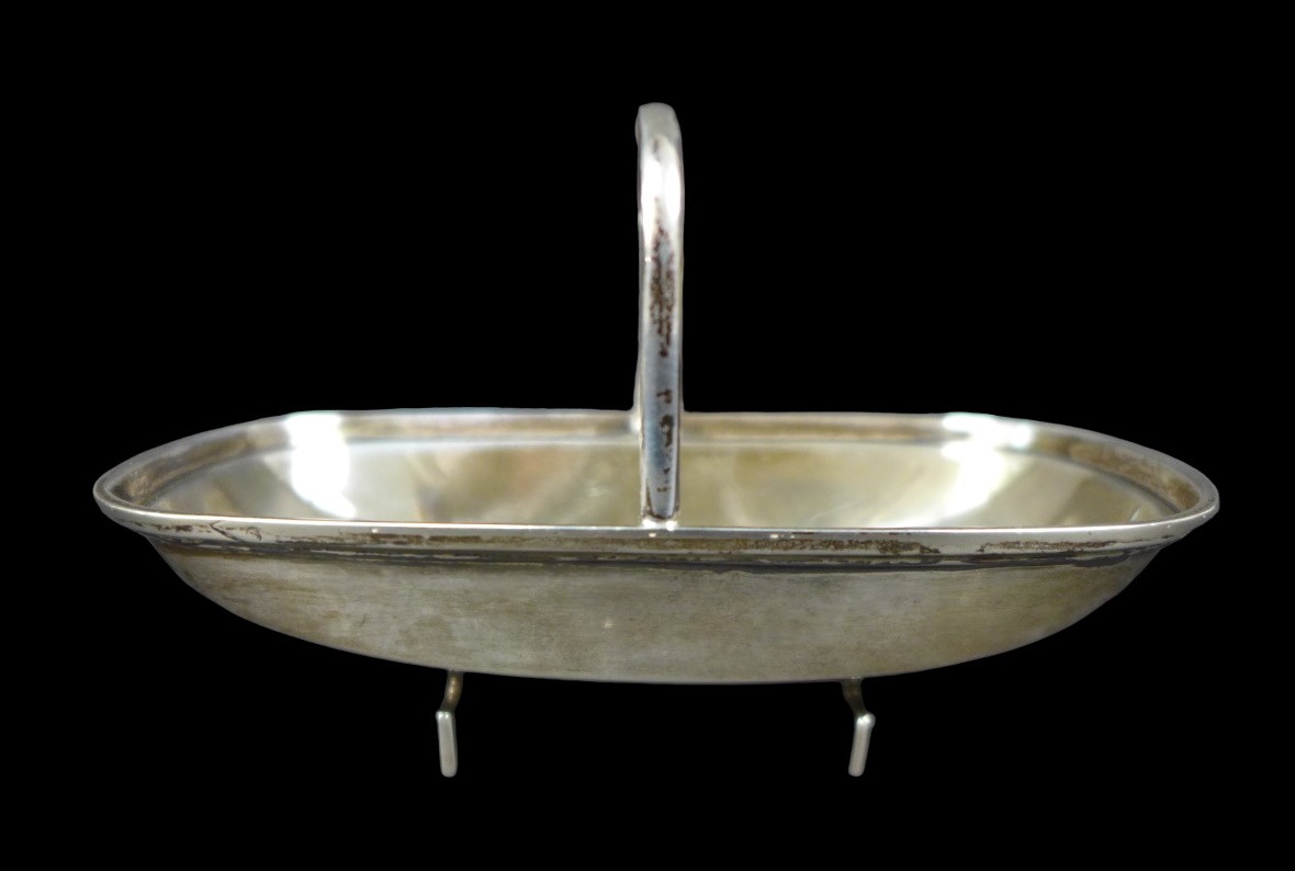 A George V silver trug form bon bon dish, James Dixon & Sons Ltd. Sheffield 1934, 11.5 by 6.2 by 7cm - Image 4 of 7