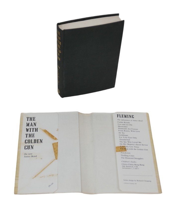 Ian Fleming: three first edition James Bond novels, comprising 'On Her Majesty's Secret Service' ( - Image 6 of 8