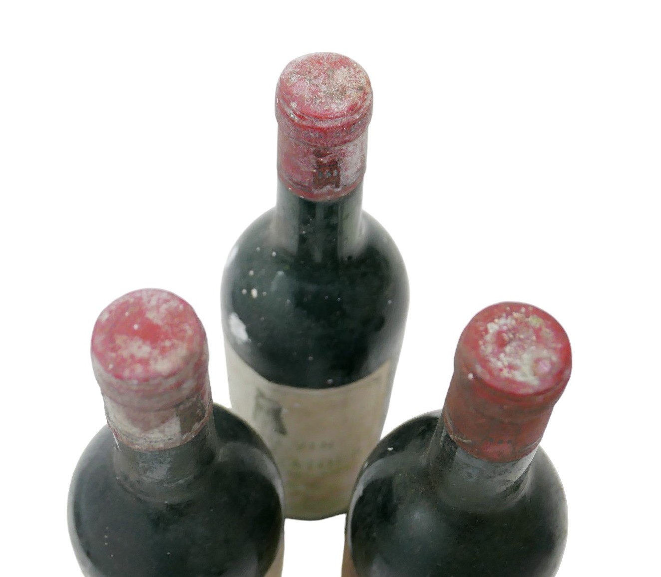 Vintage wine: three bottles of Grand Vin de Chateau Latour, Pauillac-Medoc, Premier grand Cru - Image 3 of 6