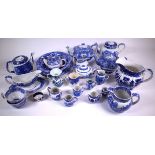 A LARGE QUANTITY OF BLUE AND WHITE TRANSFER PRINTED CERAMICS, SPODE AND SUNDRY