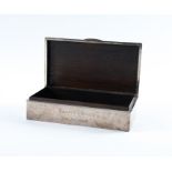 A STERLING SILVER RECTANGULAR TABLE CIGARETTE BOX