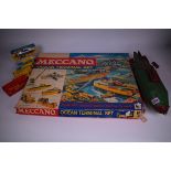 TOYS; A GROUP OF BOARD GAMES AND A SMALL QUANTITY MECCANO