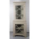 A GEORGE III STYLE GREY PAINTED FLOOR STANDING CORNER DISPLAY CABINET