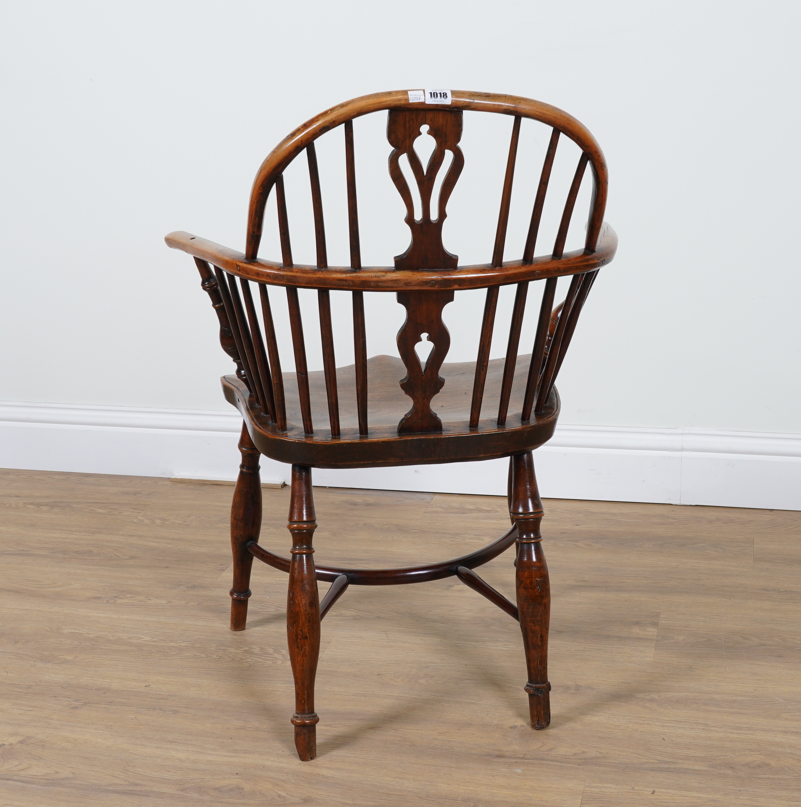 TAYLOR GRANTHAM; A 19TH CENTURY YEW AND ELM WINDSOR CHAIR - Image 9 of 10