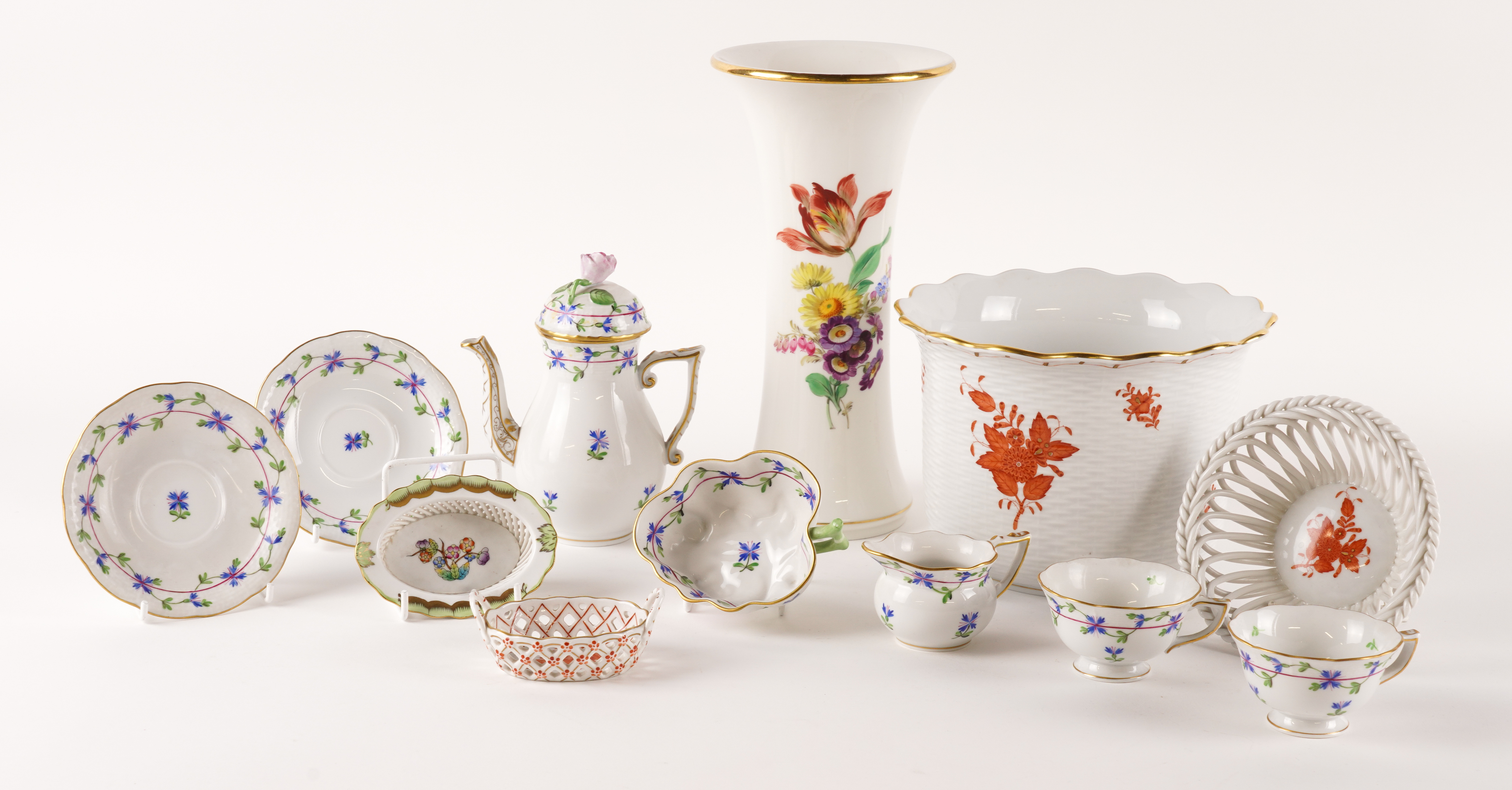 A GROUP OF HEREND PORCELAIN - Image 2 of 3