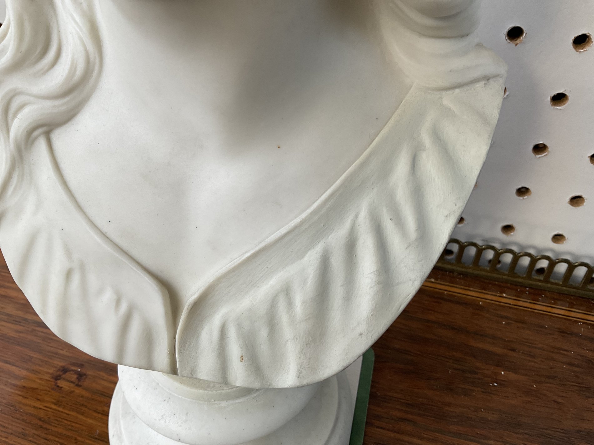 A PAIR OF PARIAN BUSTS OF MIRANDA AND OPHELIA (2) - Image 3 of 6