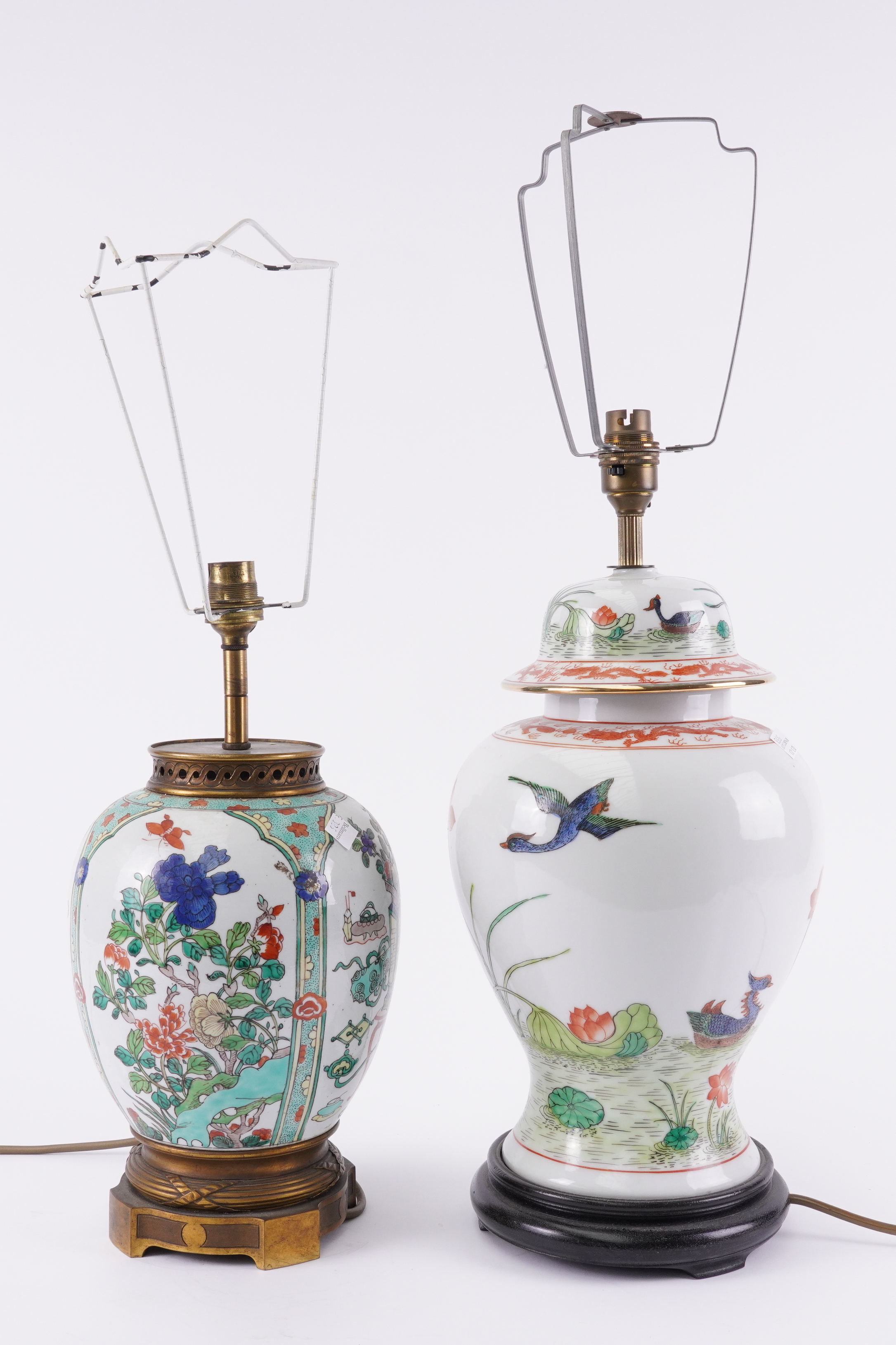 A CANTONESE FAMILLE VERTE PORCELAIN TABLE LAMP (2) - Image 2 of 2