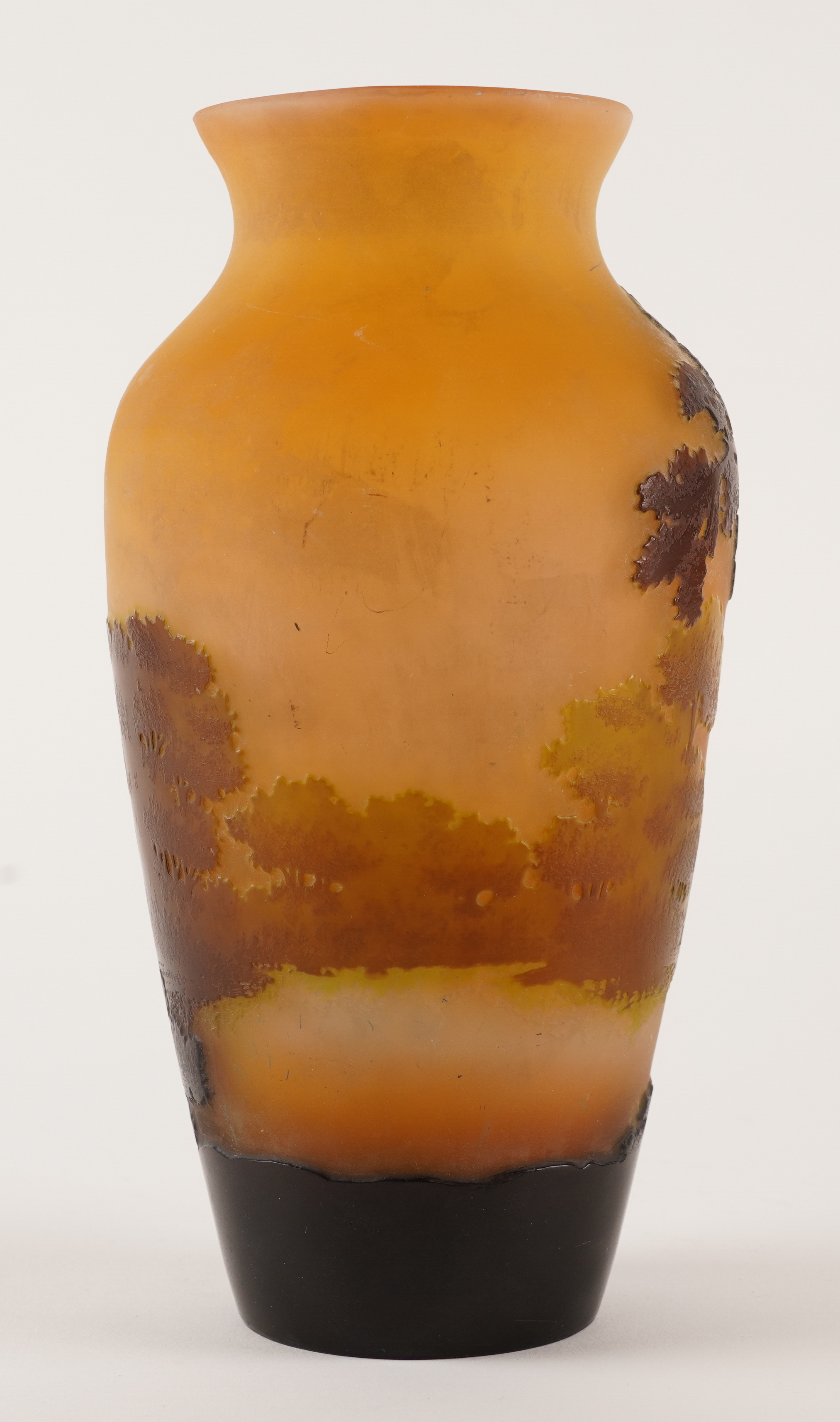 A GALLÉ CAMEO GLASS VASE - Image 3 of 6