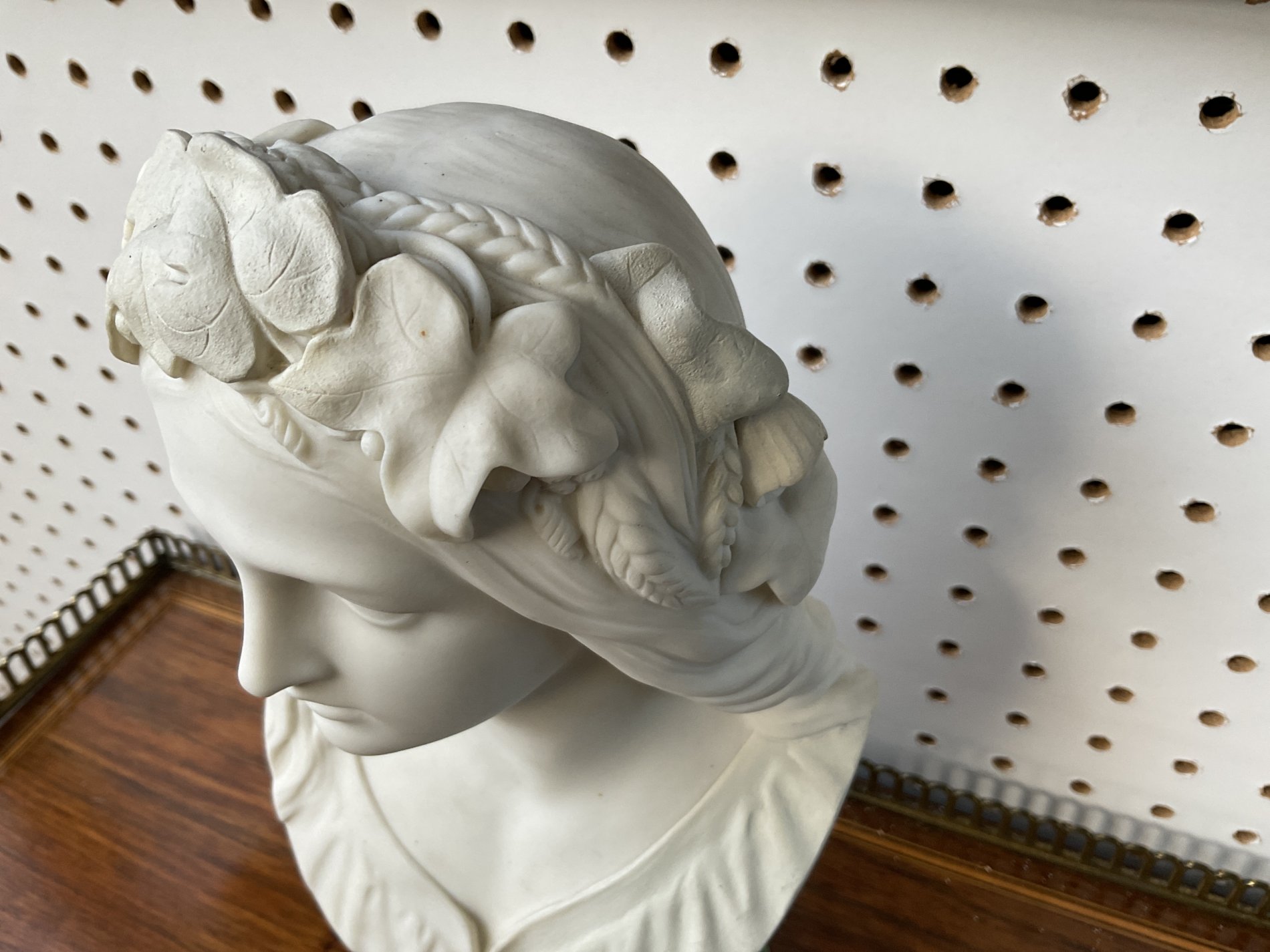 A PAIR OF PARIAN BUSTS OF MIRANDA AND OPHELIA (2) - Image 2 of 6