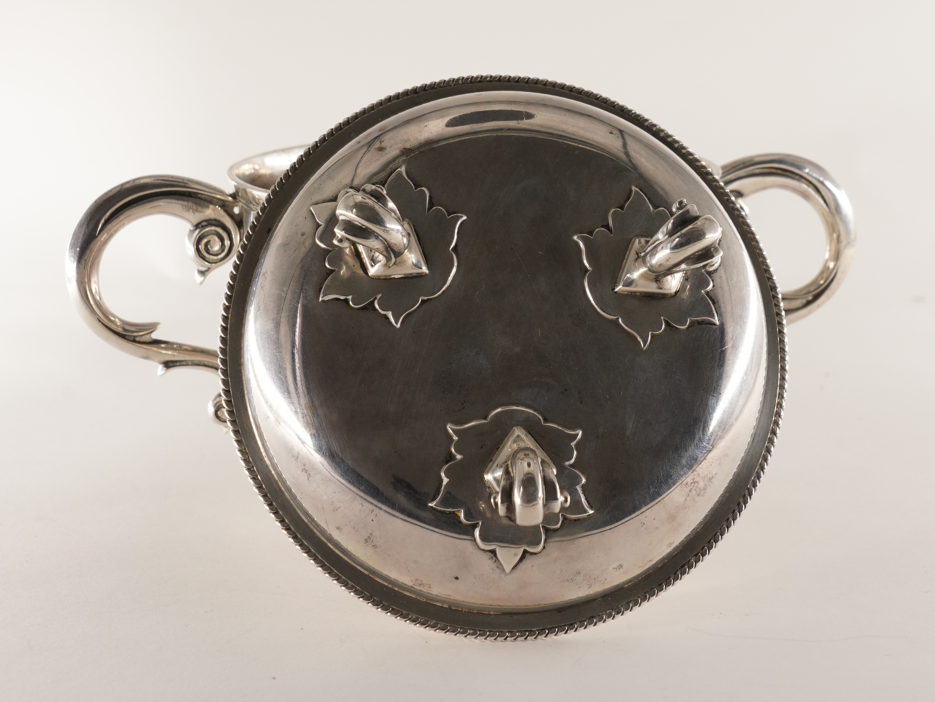 A SILVER TWIN HANDLED CUP AND COVER - Image 3 of 3