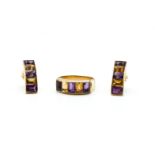 A CITRINE AND AMETHYST FIVE STONE RING AND A MATCHING PAIR OF EARSTUDS (2)