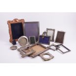 THIRTEEN SILVER MOUNTED PHOTOGRAPH FRAMES AND ANOTHER LARGER PHOTOGRAPH FRAME (14)