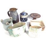 A GROUP OF STUDIO POTTERY (7)