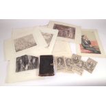 A QUANTITY OF 19TH CENTURY AND LATER UNFRAMED PRINTS (QTY)