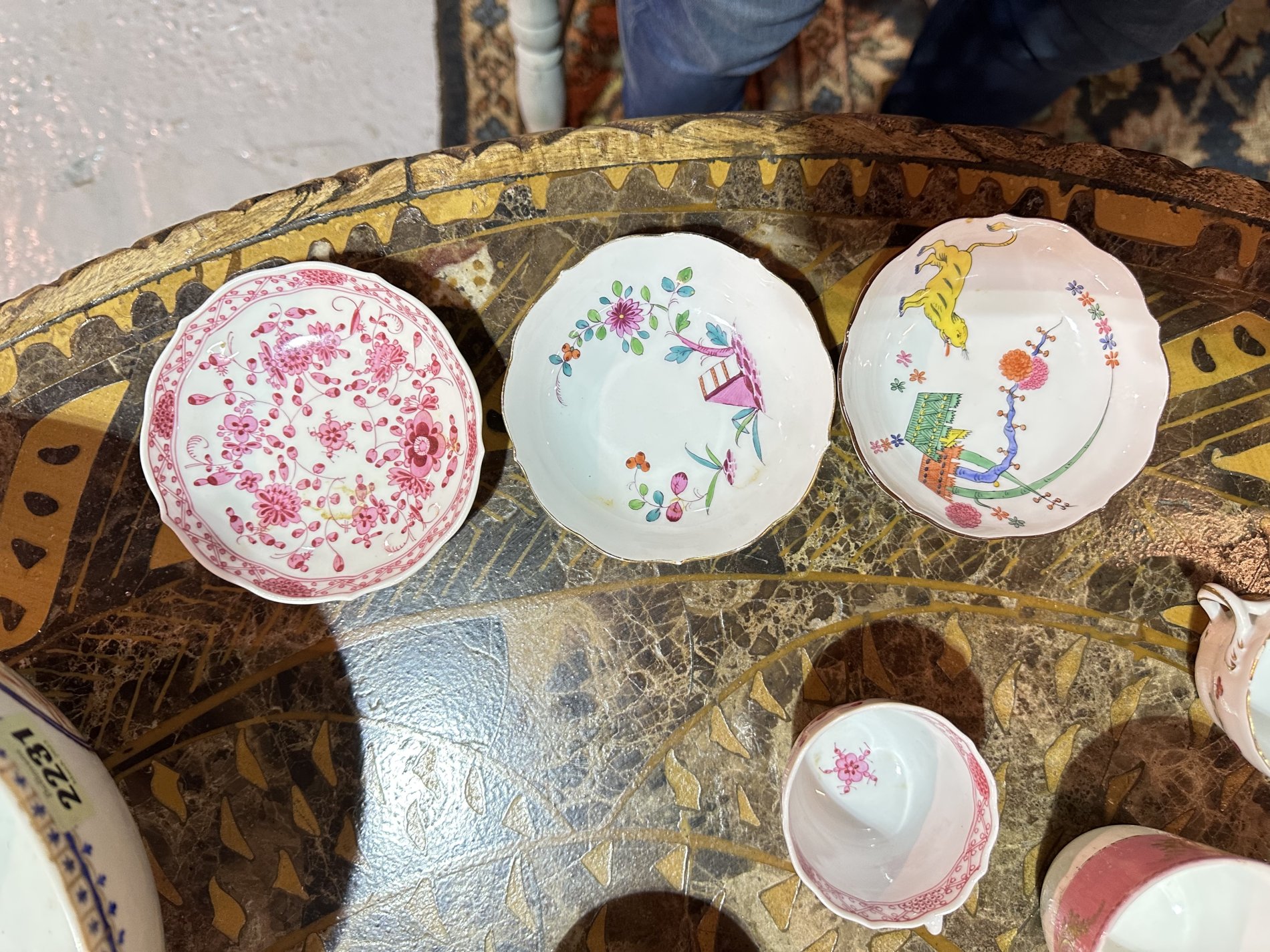 CERAMICS INCLUDING A PINK GROUND PART TEA SERVICE (QTY) - Image 2 of 7