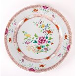 A LARGE CHINESE FAMILLE- ROSE DISH