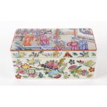 A CHINESE FAMILLE-ROSE RECTANGULAR PEN BOX AND COVER (2)