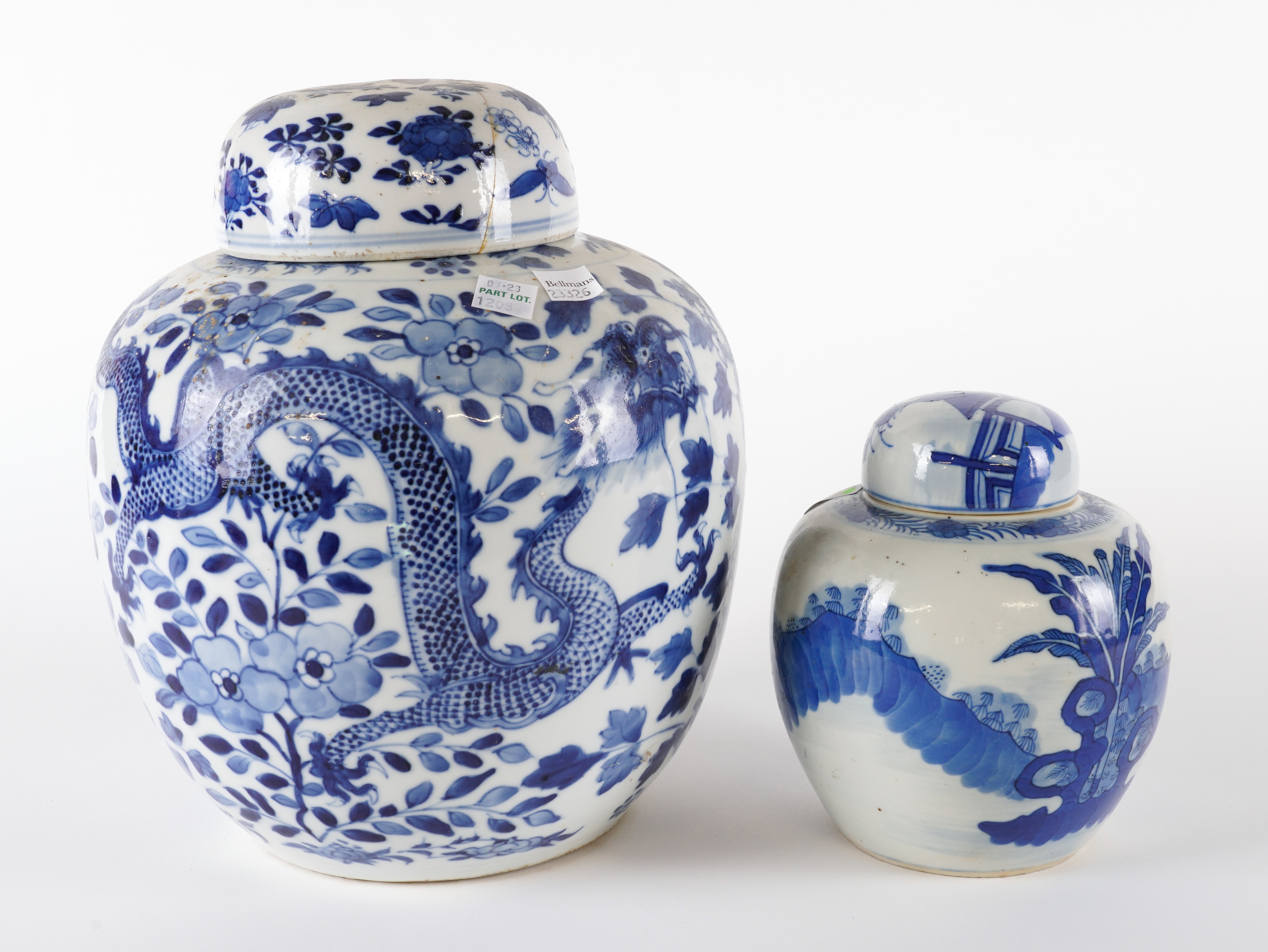 A CHINESE BLUE AND WHITE JAR AND COVER - Image 3 of 6
