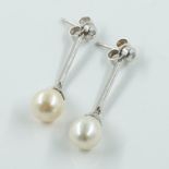 A PAIR OF WHITE GOLD, DIAMOND AND FRESHWATER CULTURED PEARL DROP EARRINGS